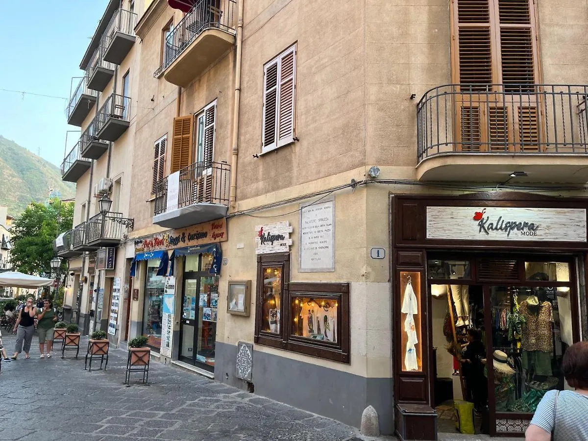 Appartamento Suite Garibaldi Cefalù Italia