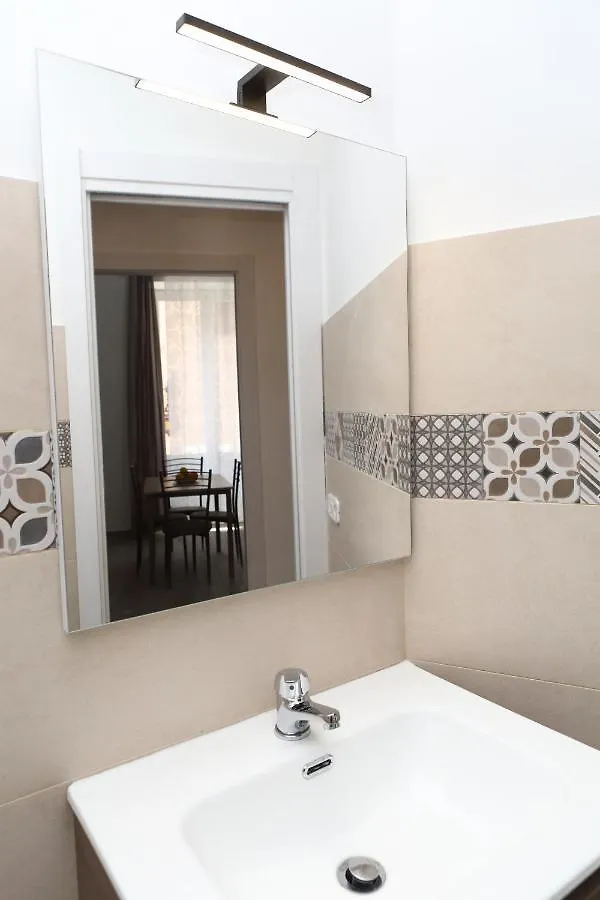 Suite Garibaldi Cefalù 0*,  Italia